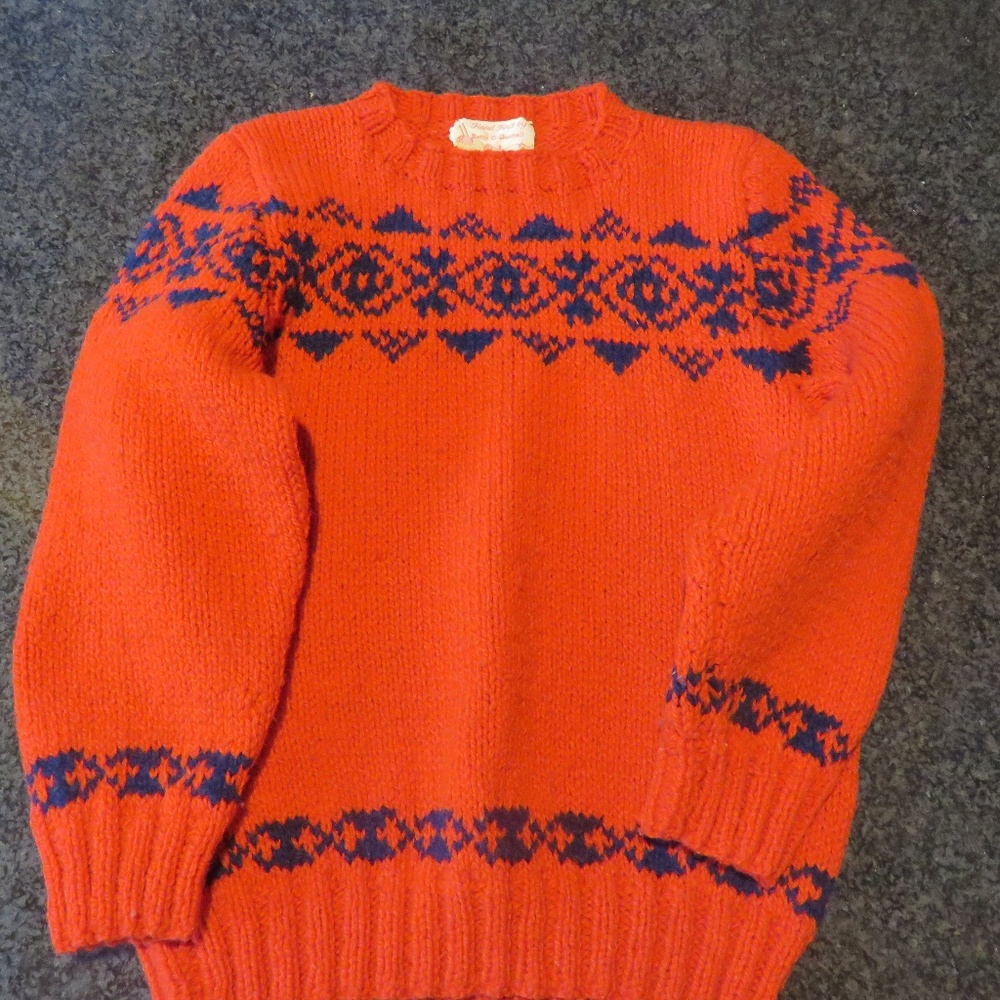 Christmas red handknit pullover sweater nwot siz 6